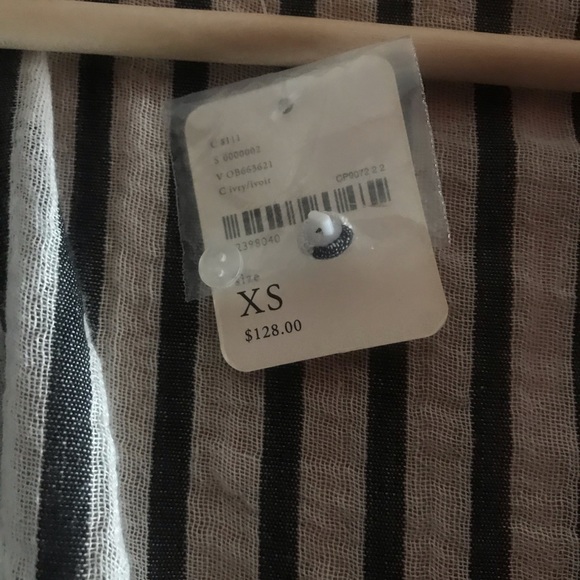 *SALE Wrap tie top - Picture 6 of 8